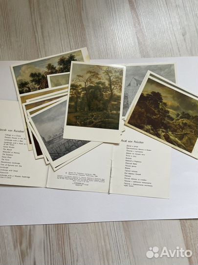 Книги, открытки по искусству