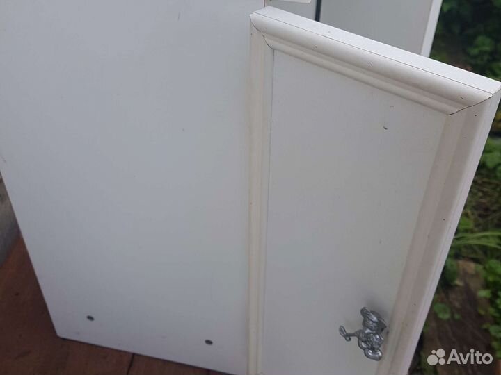 Кукольный шкаф для одежды