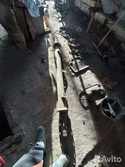 Продаётся ось на прицеп,широкая