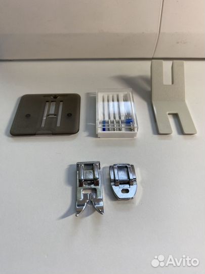 Швейная машина elna 1110