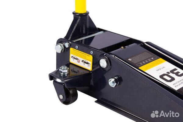 Домкрат подкатной гидравлический 3 тонны