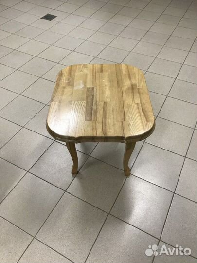 Столы из ясеня