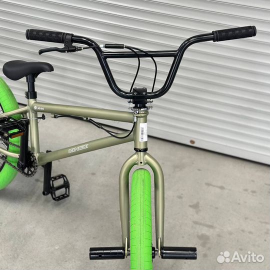 Велосипед bmx новый
