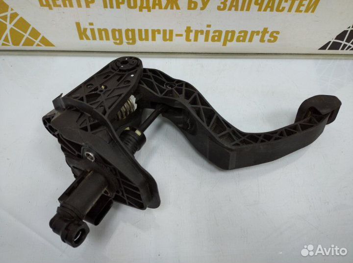 Педаль сцепления Skoda Rapid 1 NH3 1 2019
