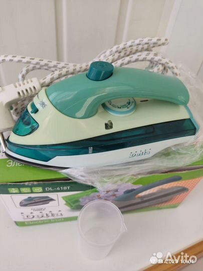 Утюг дорожный новый