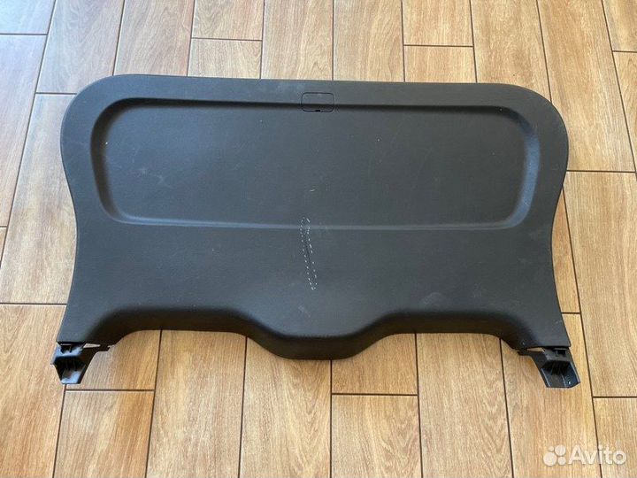 Обшивка двери багажника Mitsubishi Pajero Sport 3