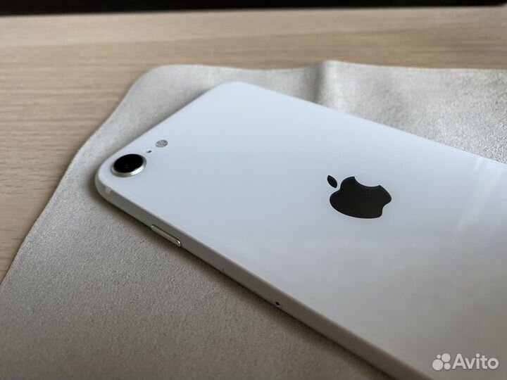 Apple iPhone se 2020