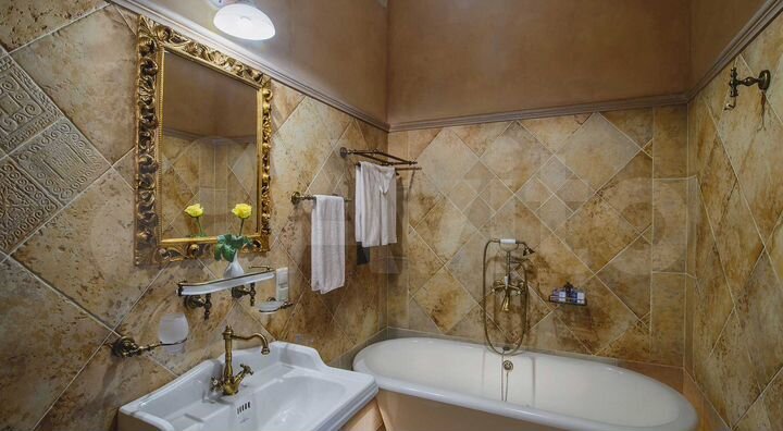 2-к. квартира, 69 м², 3/5 эт.