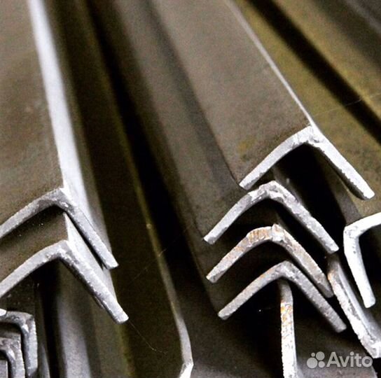 Уголок металлический