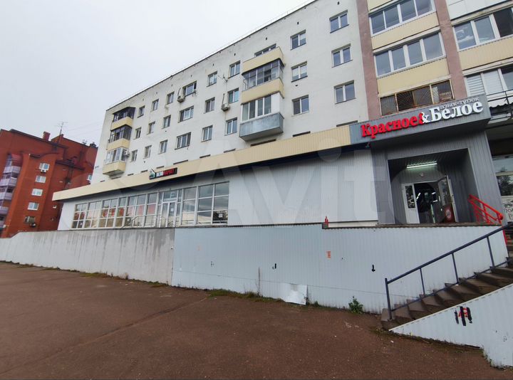 Торговая площадь с витражными окнами, 170 м²