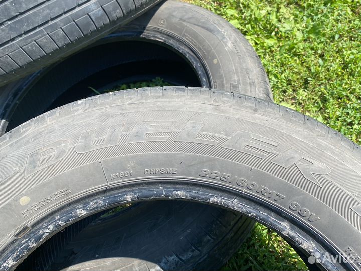 Bridgestone Dueler A/T 697 225/60 R17