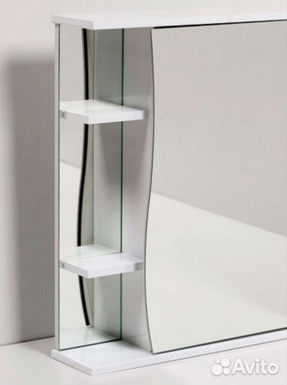 Шкафчик с зеркалом в ванную новый