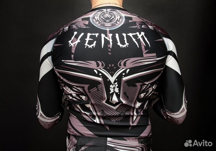 Комплект: рашгард шорты Venum gladiator