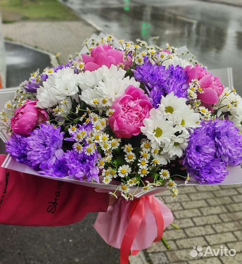 Букеты, композиции из свежих цветов