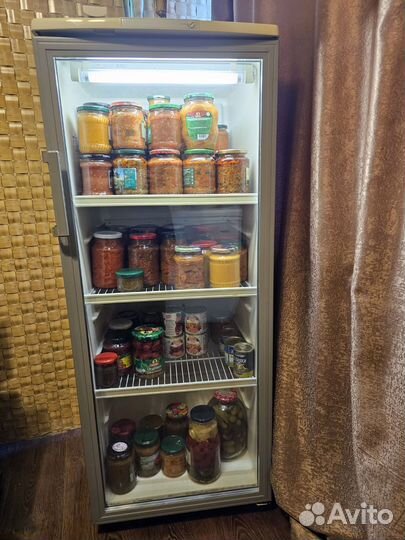 Холодильная витрина бу