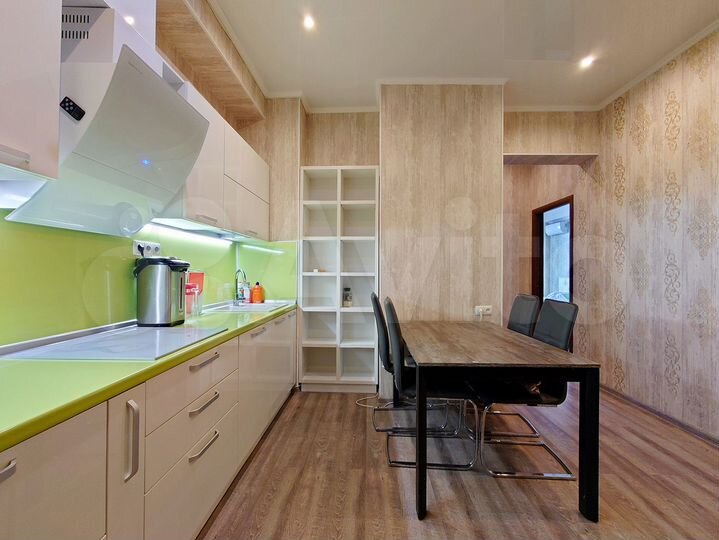 2-к. квартира, 60 м², 3/14 эт.