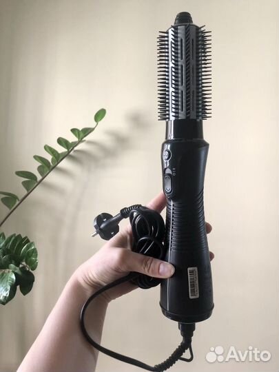 Фен-щетка braun satin hair as720