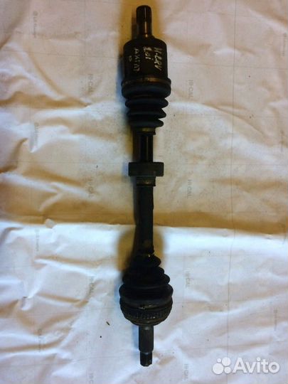 Привод полуось правая Хонда CRV 99г. 2.0