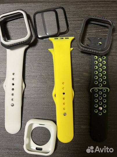 Ремешки, стекла, чехлы на Apple Watch 44
