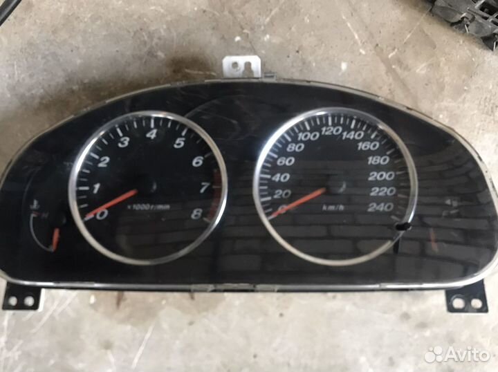 Панель приборов Мазда 6