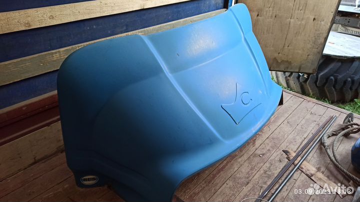 Кузов бортовой тентованный, обтекатель, бак