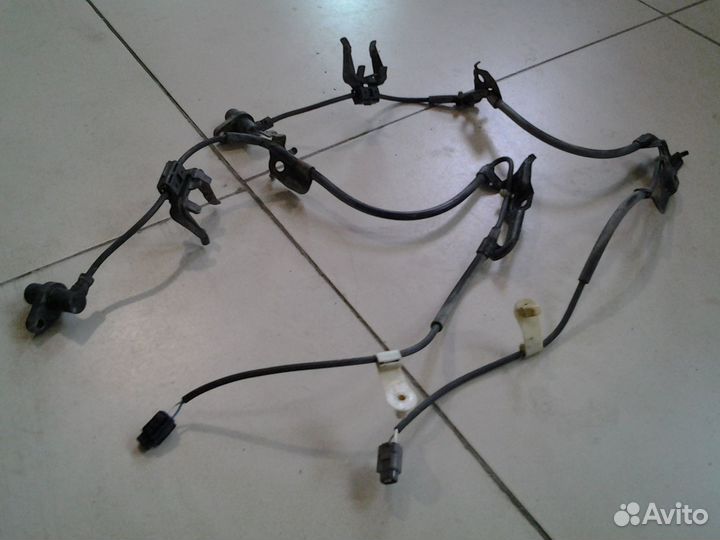 Тойота камри 40. 2006г-2011г. Датчик ABS. Правый