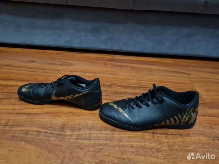 Футзалки Nike mercurial Vapor 12 39 размер