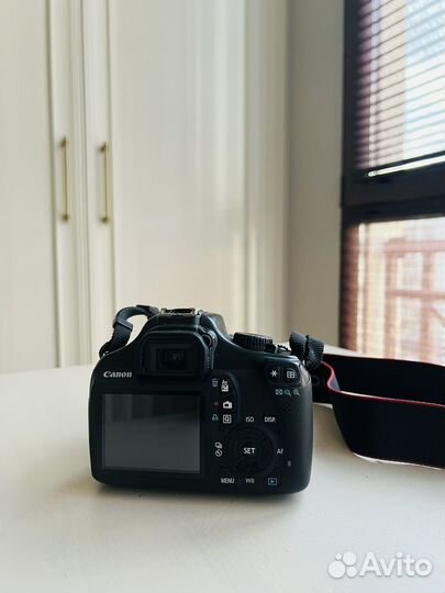 Зеркальный фотоаппарат Canon eos 1100d