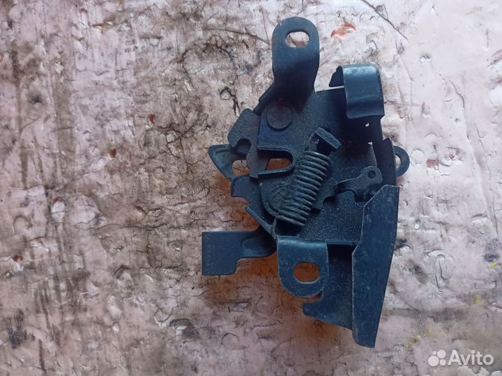 Замок капота Lifan X60 S8402500