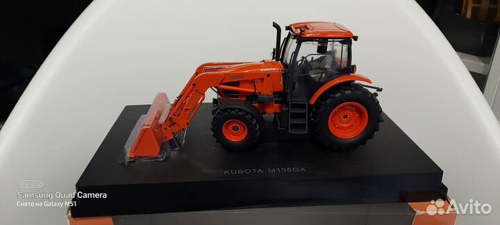 Модель трактора 1/43 Kubota