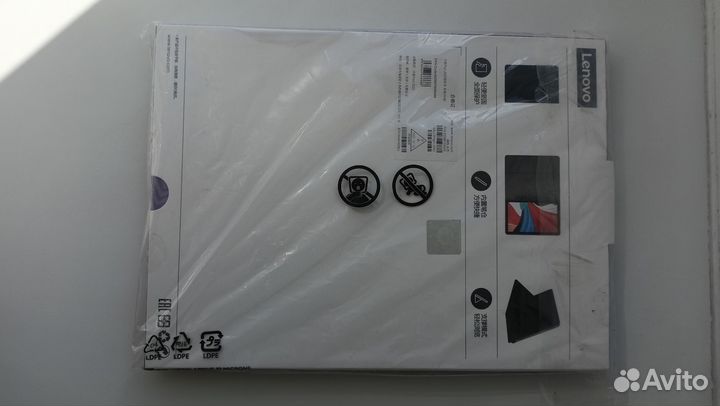 Чехол защитный Lenovo