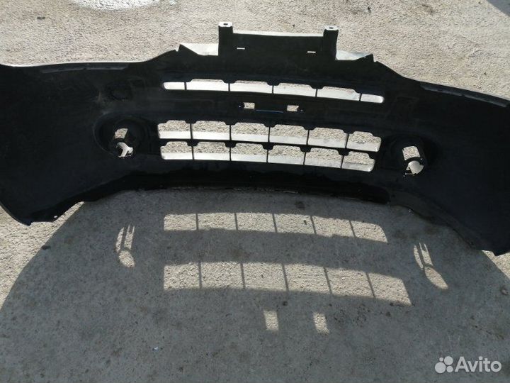 Бампер передний Nissan Cube Z12