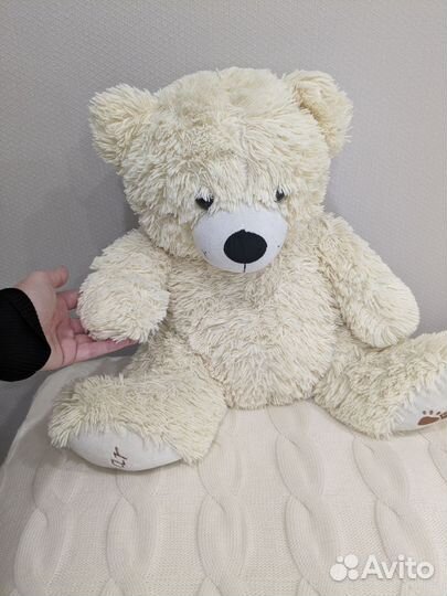 Большой мягкий медведь