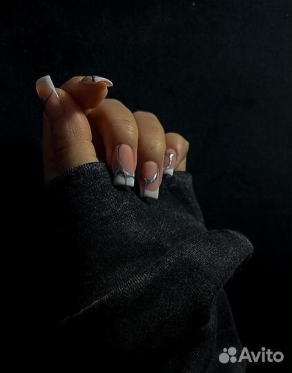 Мастер маникюра и педикюра