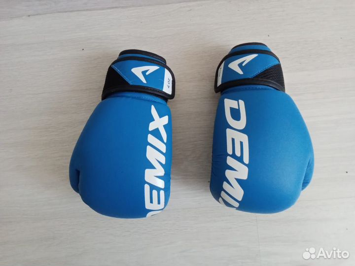 Перчатки для смешанных единоборств