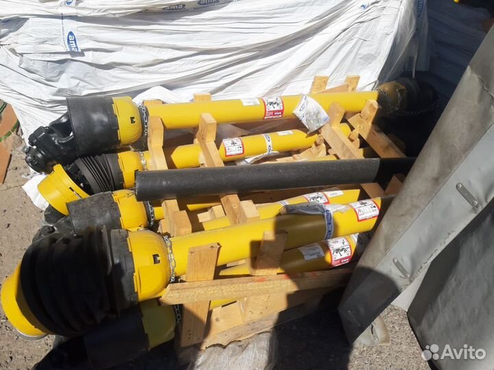 Карданный вал Kuhn 4600349