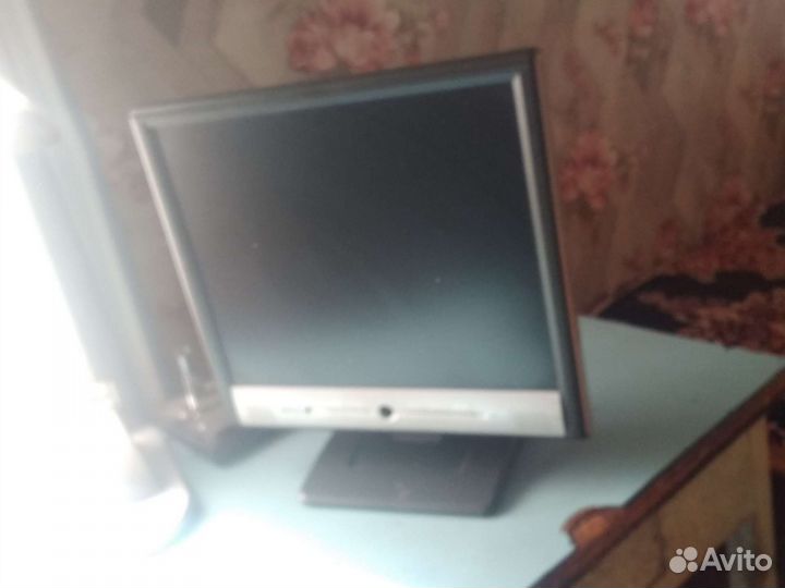 Монитор NEC