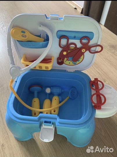 Детский набор доктора в чемодане