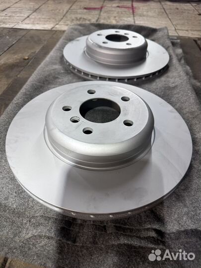 Задние тормозные диски на BMW 5 F10