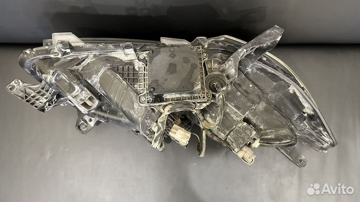 Фара передняя левая mitsubishi pajero sport 3