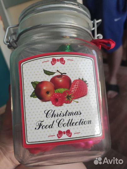 Набор стеклянных игрушек