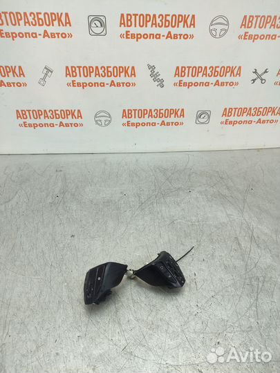 Кнопки руля Kia Rio 2018г 299181040 299181022