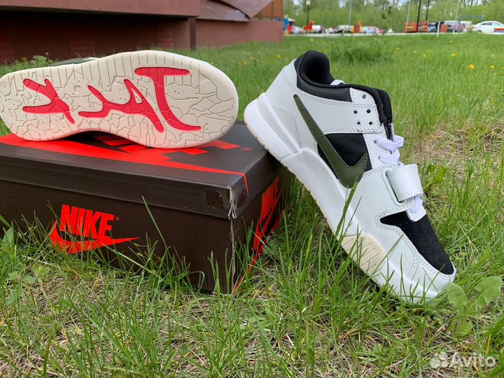 Кроссовки Nike Travis Scott x Jordan Cut the Check