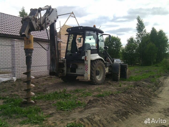 Услуги экскаватора погрузчика, аренда гидромолота