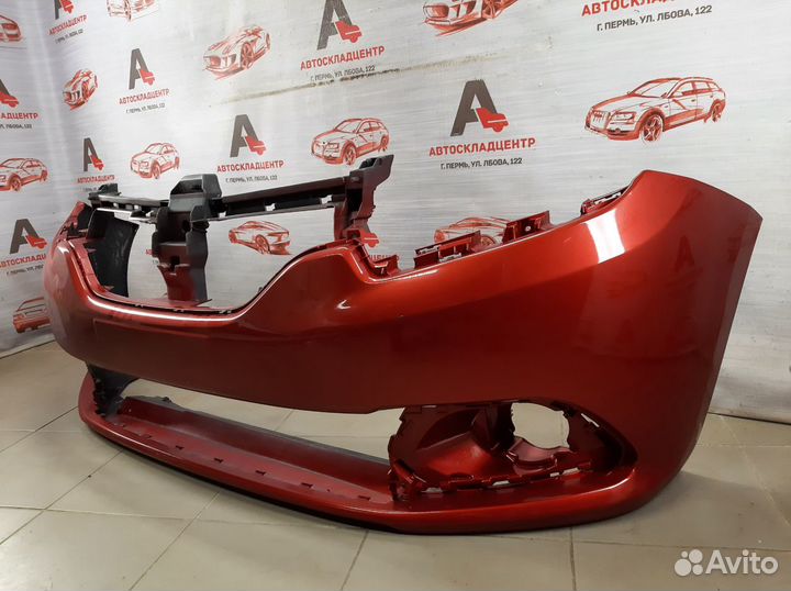Бампер передний Renault Logan 2 2014-2018 красный