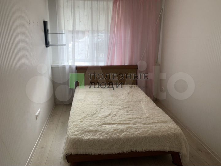 2-к. квартира, 50 м², 1/9 эт.