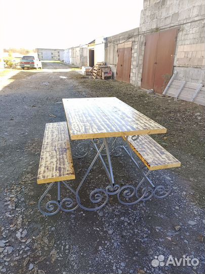 Стол на дачу