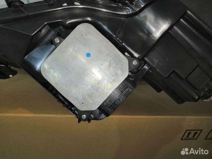 Фары Toyota Camry 70