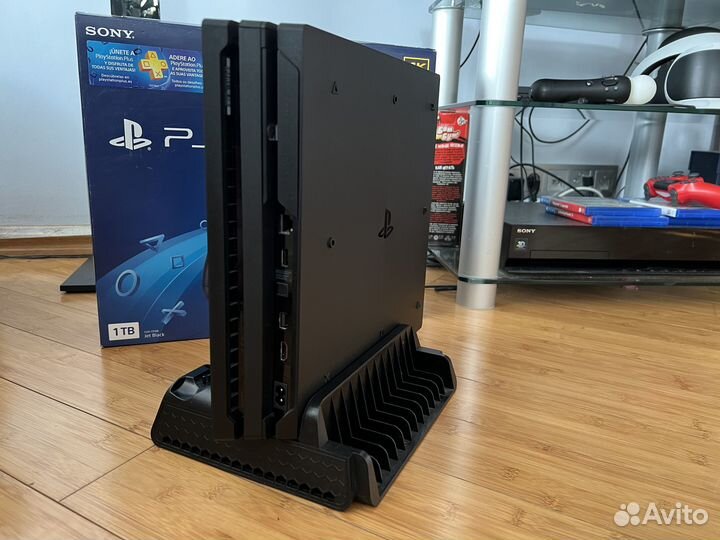 PlayStation 4 Pro 1Tb с PS VR