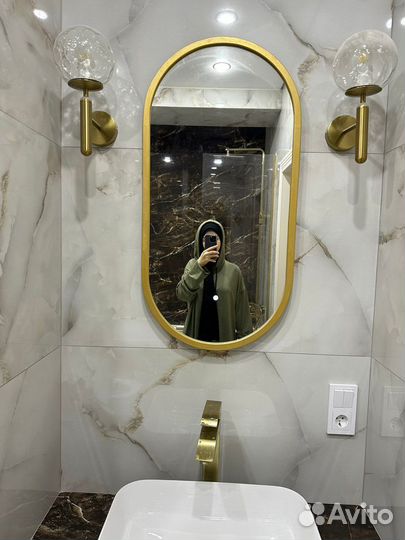 Зеркало с подсветкой для ванной